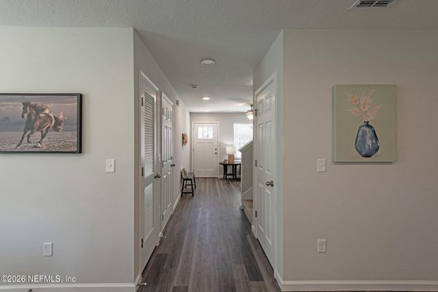 4135 COLLINS Road, Jacksonville, FL 32244