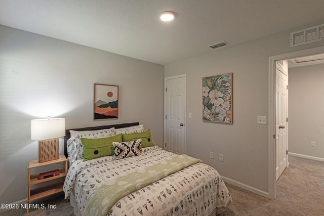 4135 COLLINS Road, Jacksonville, FL 32244