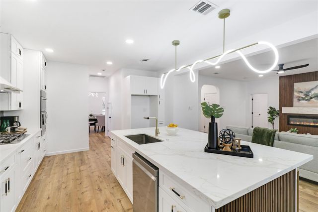 15150 Galena DR, Austin, TX 78717