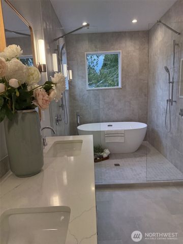 16344 Linden Avenue N, Shoreline, WA 98133