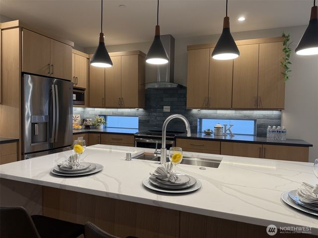 16344 Linden Avenue N, Shoreline, WA 98133