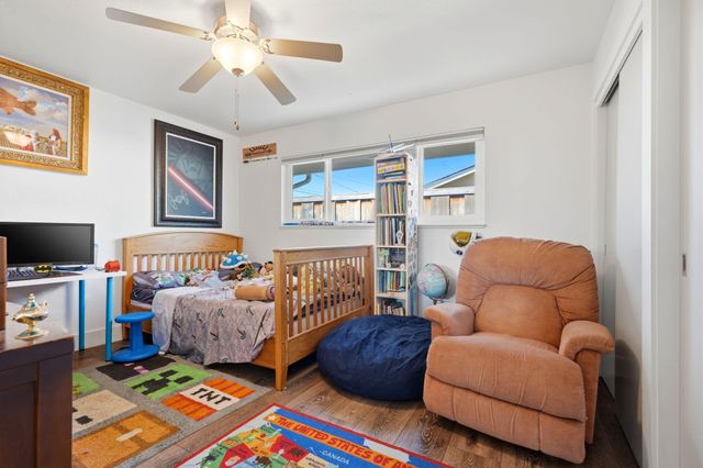 365 E Sycamore Drive, Hanford, CA 93230