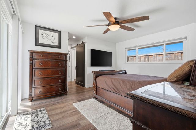 365 E Sycamore Drive, Hanford, CA 93230