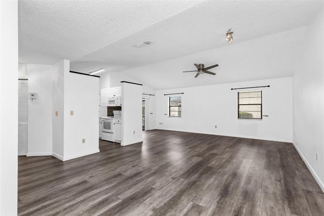 9114 SW 20th Street B, Boca Raton, FL 33428