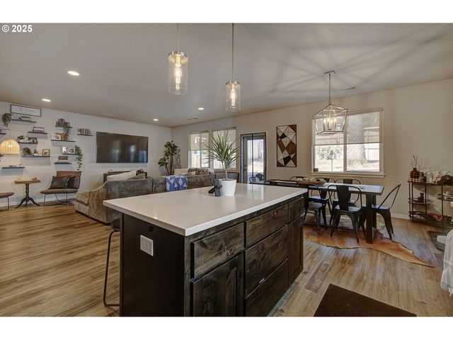 8609 Ne 70TH Cir, Vancouver, WA 98662