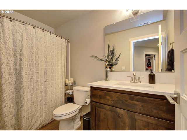 8609 Ne 70TH Cir, Vancouver, WA 98662