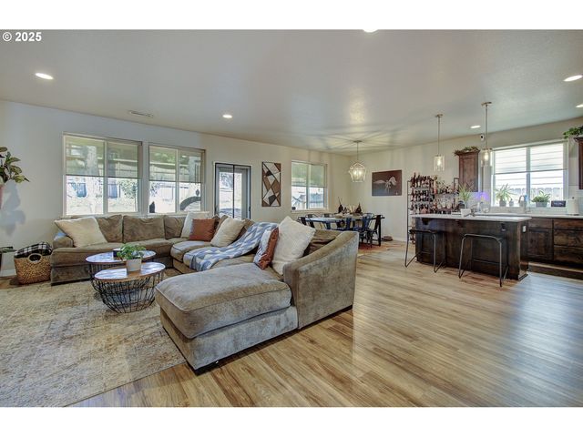 8609 Ne 70TH Cir, Vancouver, WA 98662