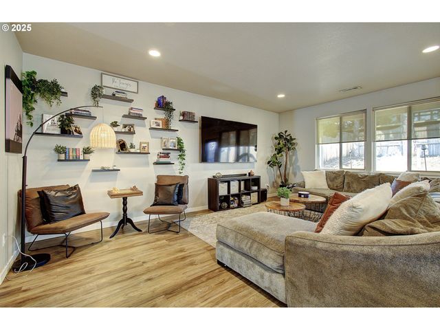 8609 Ne 70TH Cir, Vancouver, WA 98662