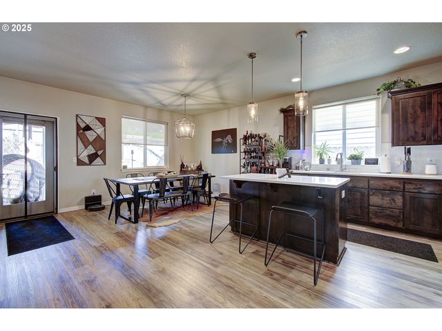 8609 Ne 70TH Cir, Vancouver, WA 98662