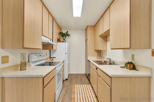 3134 Via Alicante H, La Jolla, CA 92037