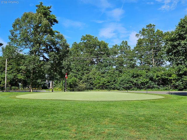 186C Ventry Court, Ridge, NY 11961