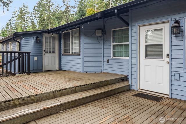 250 E Saint Andrews Drive, Shelton, WA 98584