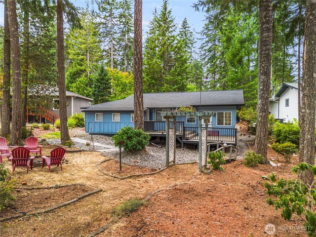 250 E Saint Andrews Drive, Shelton, WA 98584