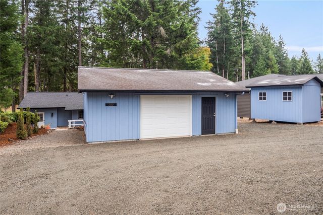 250 E Saint Andrews Drive, Shelton, WA 98584