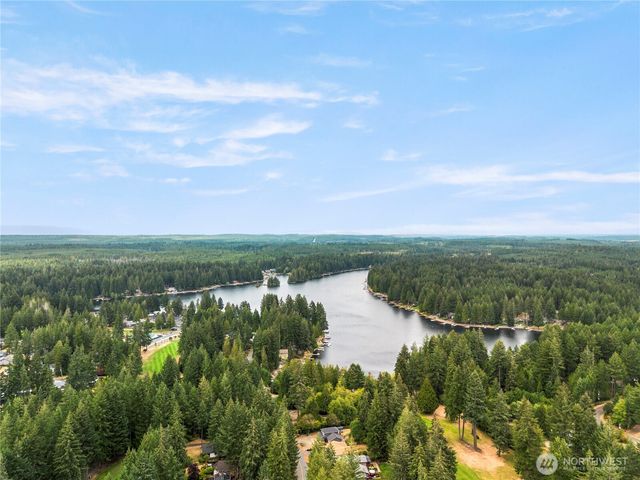 250 E Saint Andrews Drive, Shelton, WA 98584