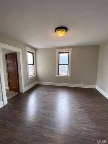 2251 Delmar Avenue, Granite City, IL 62040