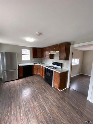 2251 Delmar Avenue, Granite City, IL 62040