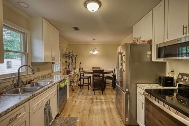 434 Sweet Water Trail, Conyers, GA 30094