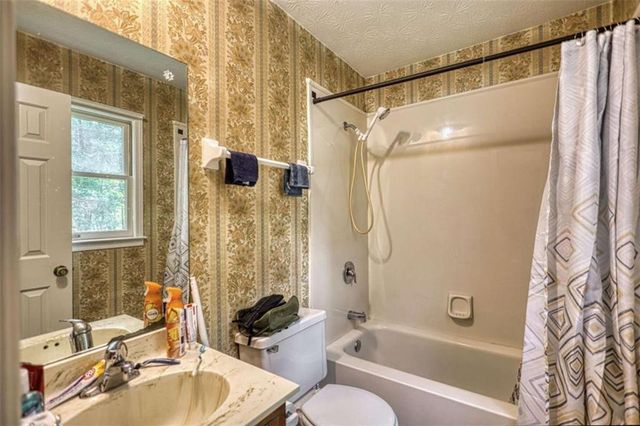 434 Sweet Water Trail, Conyers, GA 30094
