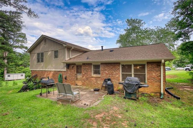 434 Sweet Water Trail, Conyers, GA 30094