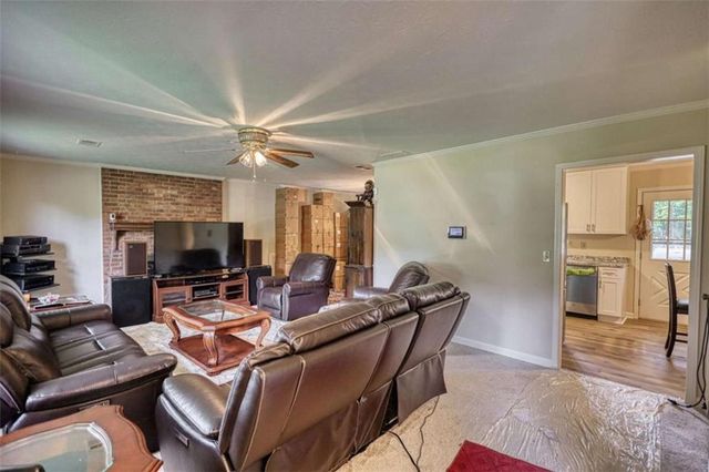 434 Sweet Water Trail, Conyers, GA 30094