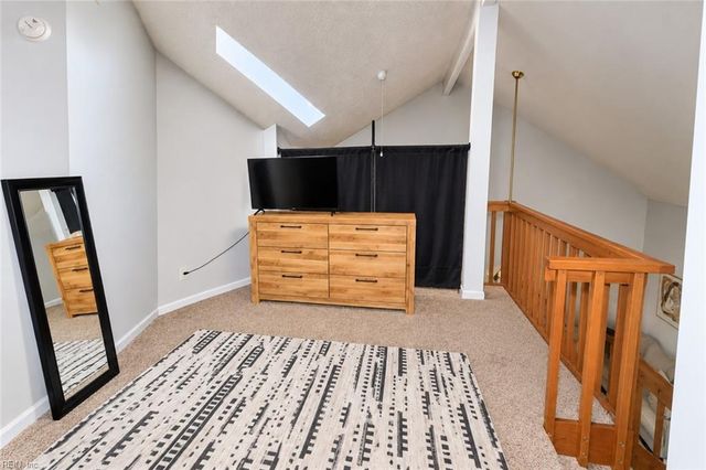 782 Windbrook Cir Apt 306, Newport News, VA 23602