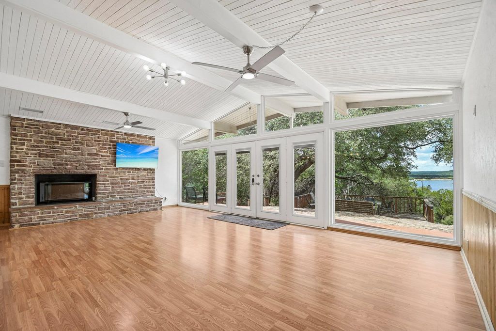 21103 Dawn DR, Lago Vista, TX 78645