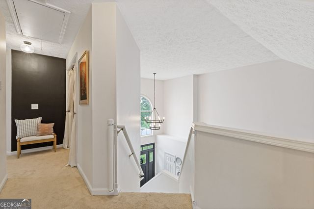 2034 Crestview Way, Woodstock, GA 30188