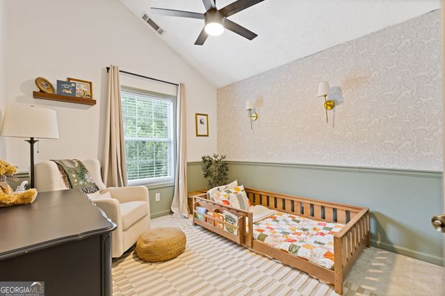2034 Crestview Way, Woodstock, GA 30188