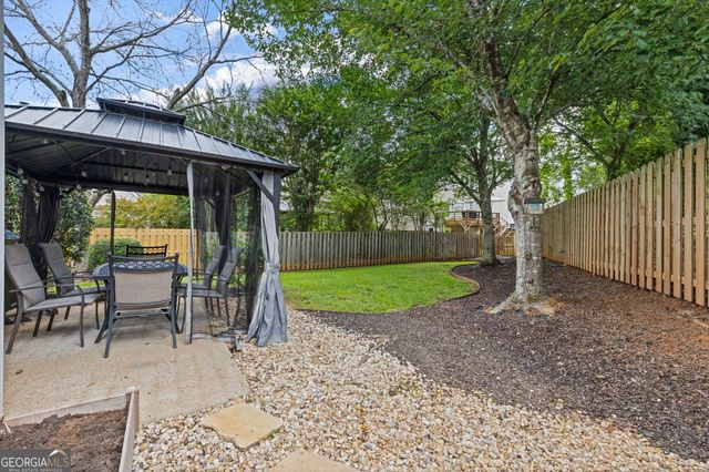 2034 Crestview Way, Woodstock, GA 30188