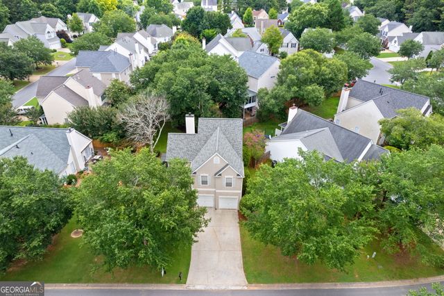 2034 Crestview Way, Woodstock, GA 30188