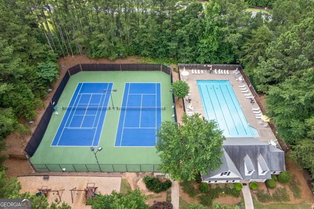 2034 Crestview Way, Woodstock, GA 30188