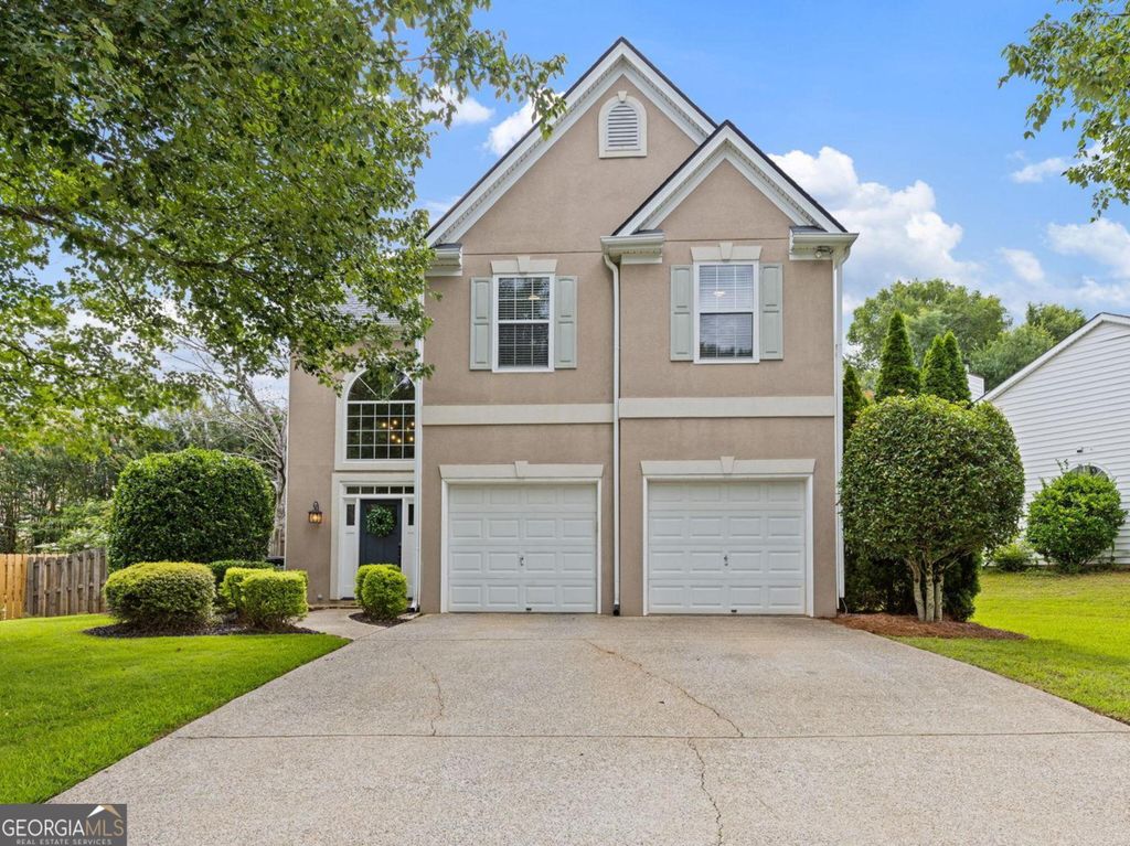 2034 Crestview Way, Woodstock, GA 30188