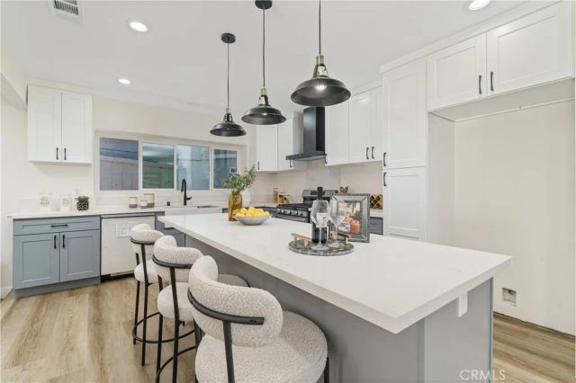 13454 Washington, Hawthorne, CA 90250