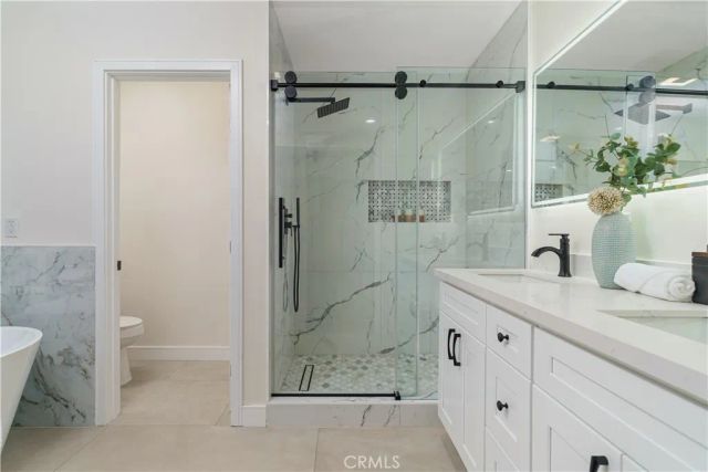 13454 Washington, Hawthorne, CA 90250