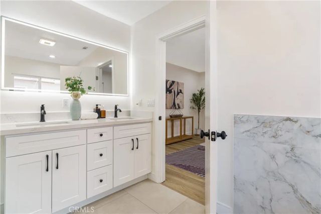 13454 Washington, Hawthorne, CA 90250