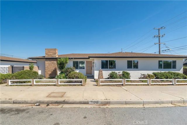 13454 Washington, Hawthorne, CA 90250