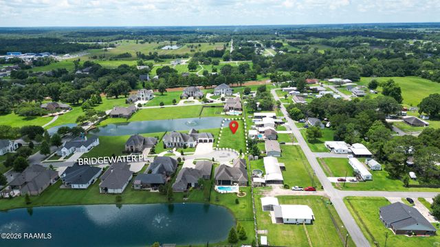243 Bridgewater Place, Breaux Bridge, LA 70517
