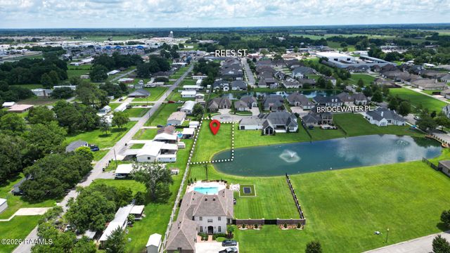 243 Bridgewater Place, Breaux Bridge, LA 70517