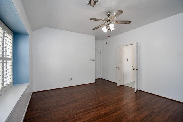 4311 Glen Avon Drive, Pasadena, TX 77505