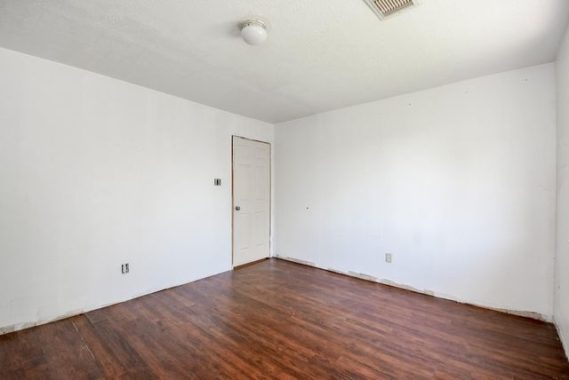 4311 Glen Avon Drive, Pasadena, TX 77505