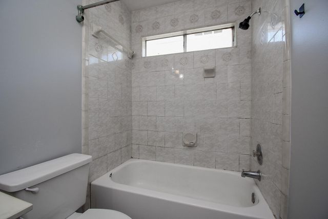 4311 Glen Avon Drive, Pasadena, TX 77505