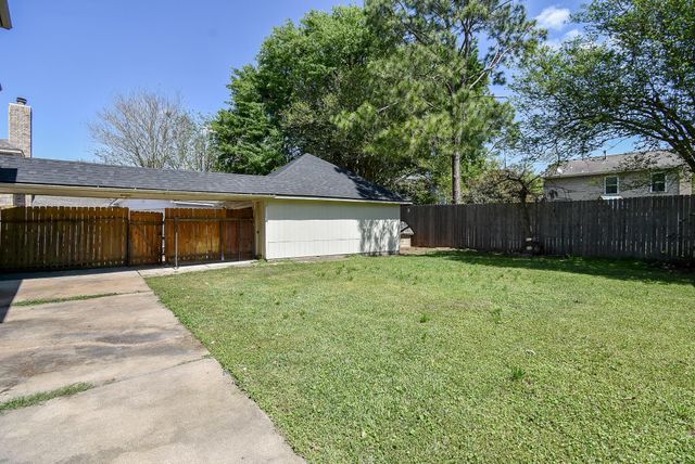 4311 Glen Avon Drive, Pasadena, TX 77505