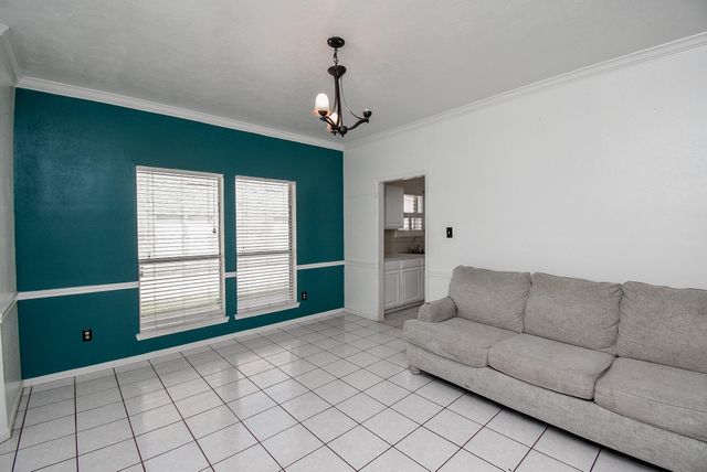 4311 Glen Avon Drive, Pasadena, TX 77505