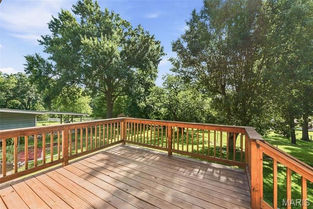 704 Rockshire Drive, Unincorporated, MO 63026