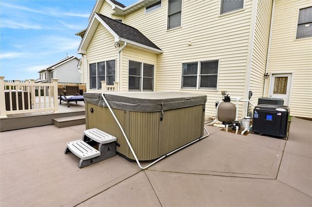 907 Taylor Rise, Victor, NY 14564