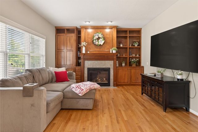 907 Taylor Rise, Victor, NY 14564