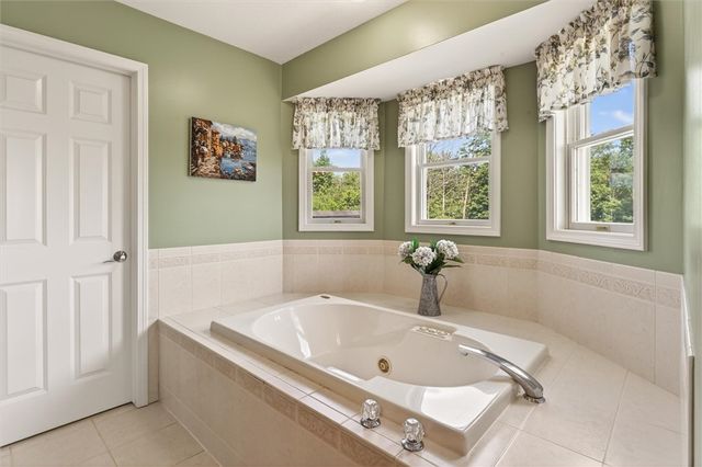 907 Taylor Rise, Victor, NY 14564