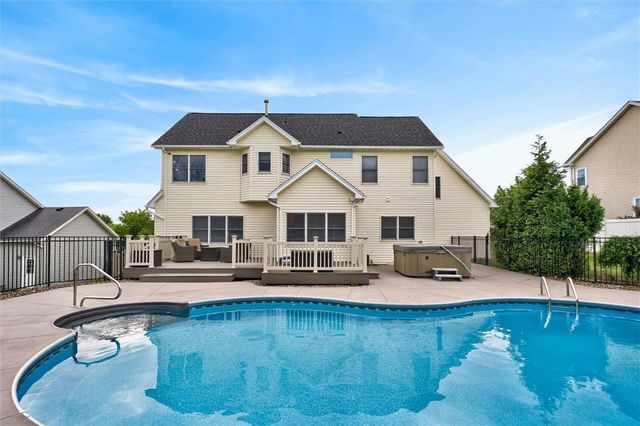907 Taylor Rise, Victor, NY 14564