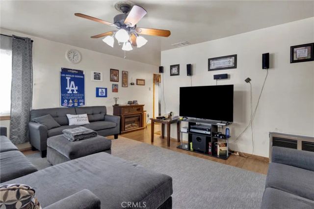 9037 5th Avenue, Hesperia, CA 92345